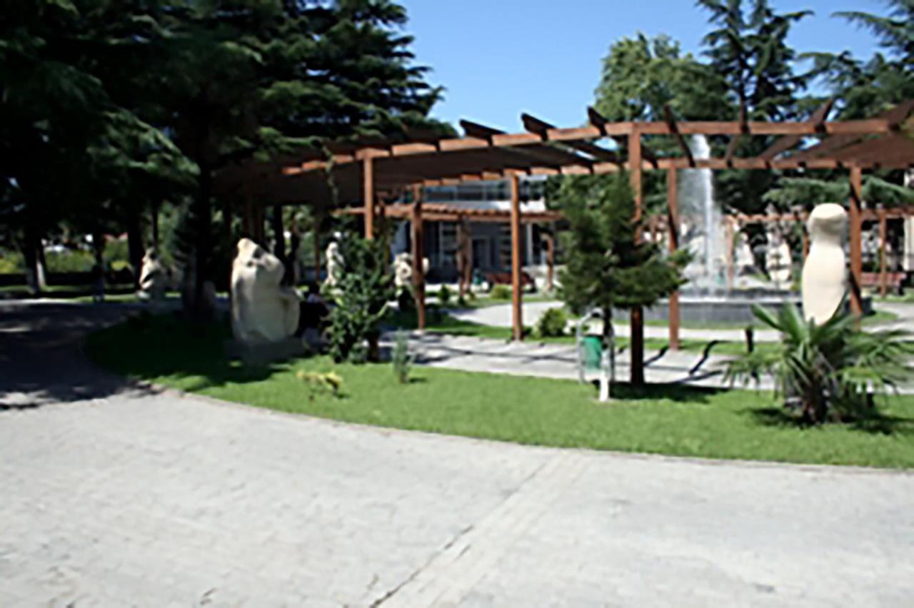 Park Hotel Kutaisi Eksteriør bilde