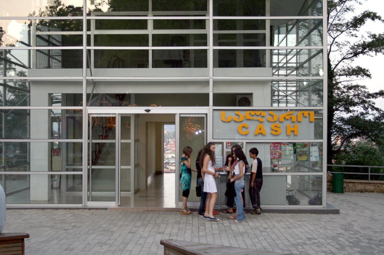 Park Hotel Kutaisi Eksteriør bilde