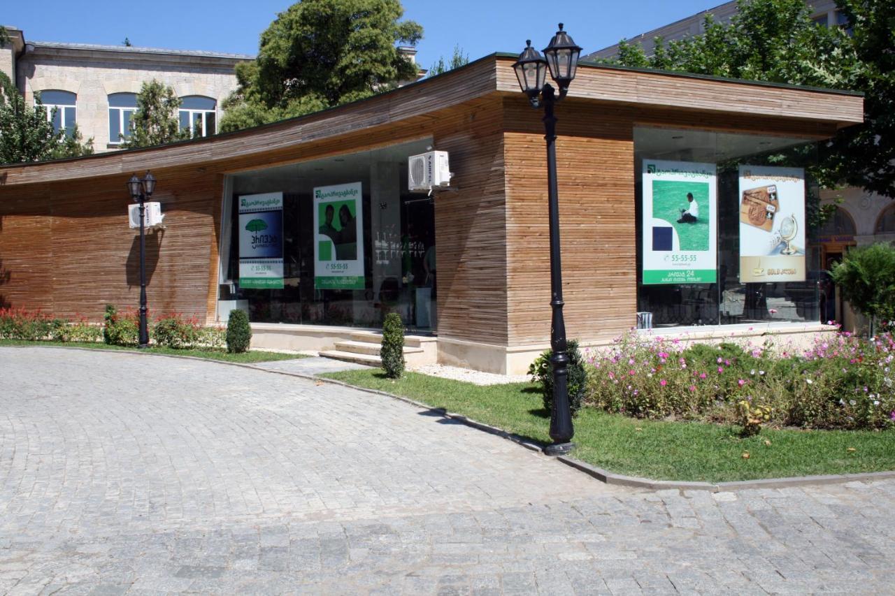 Park Hotel Kutaisi Eksteriør bilde